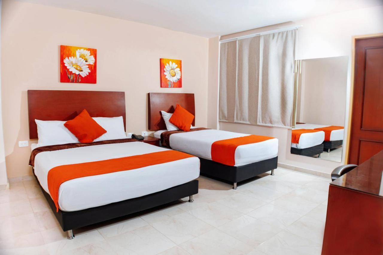 Hotel Luxor Cúcuta Esterno foto