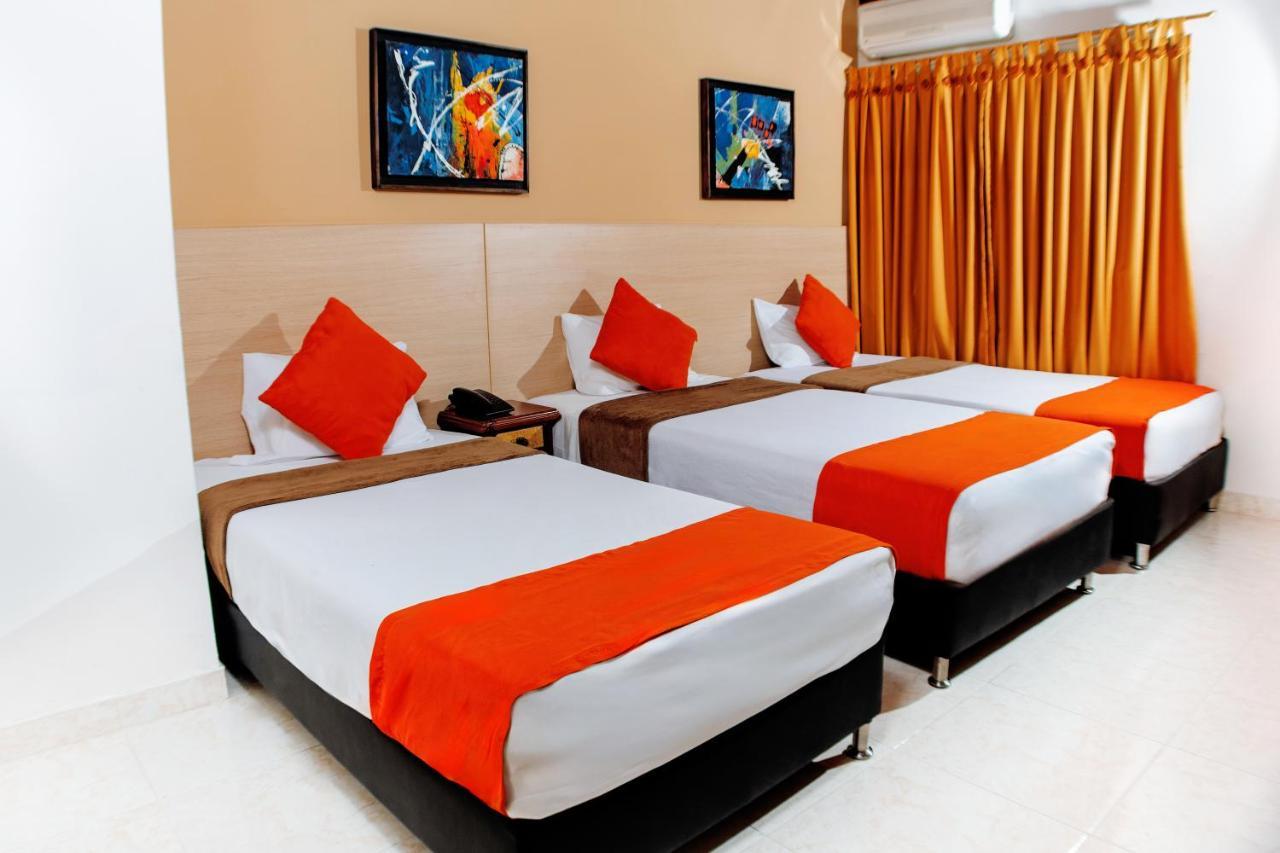 Hotel Luxor Cúcuta Esterno foto